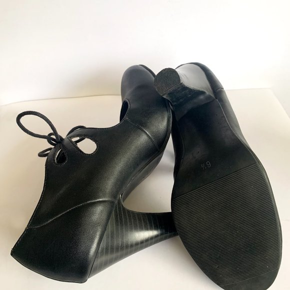 Call It Spring, Black Lace Up Heels (Size 6.5) - Picture 3 of 3